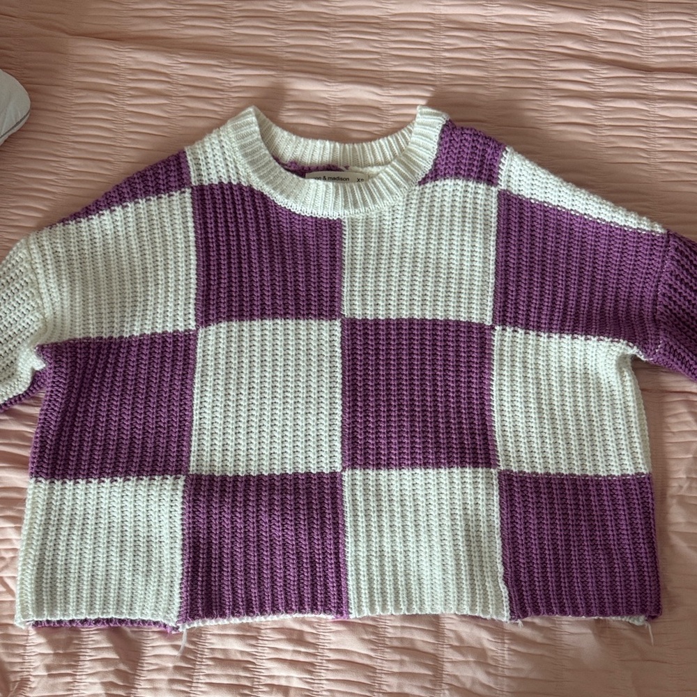 moon & madison Purple and Cream Checkerboard Knit Crewneck